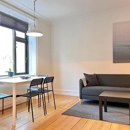 Two Bedroom In Copenhagen, Brohusgade 16, Apartman